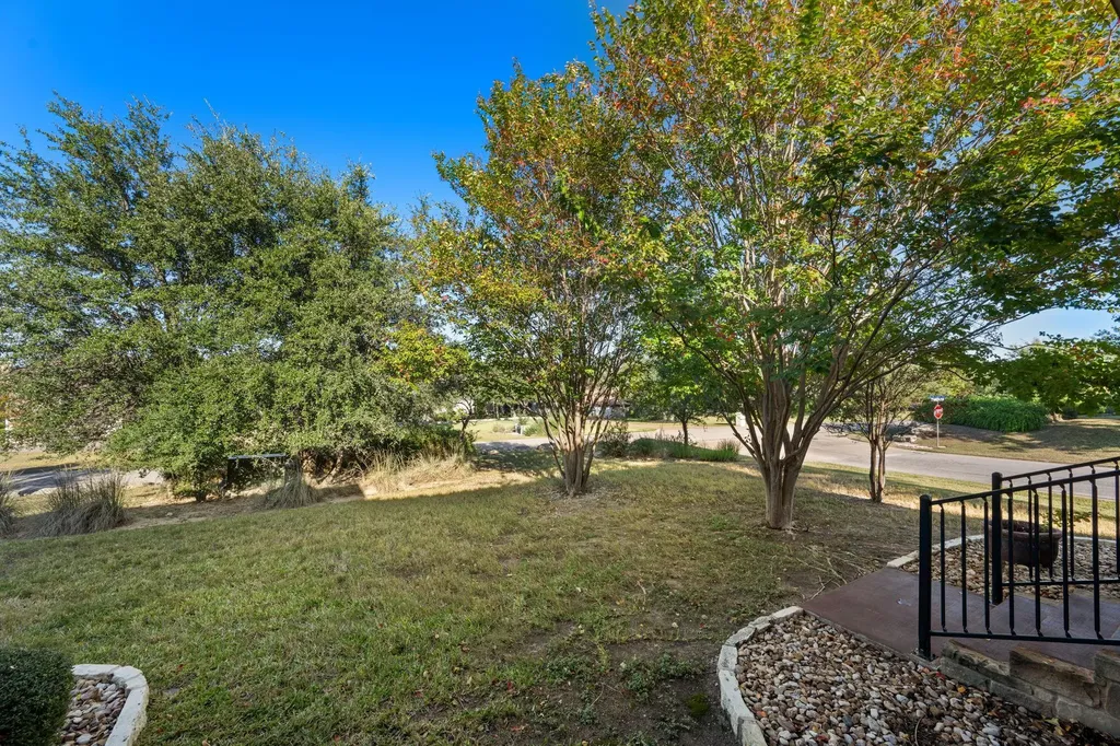 102 Cedar Glen Cove Austin TX 78734