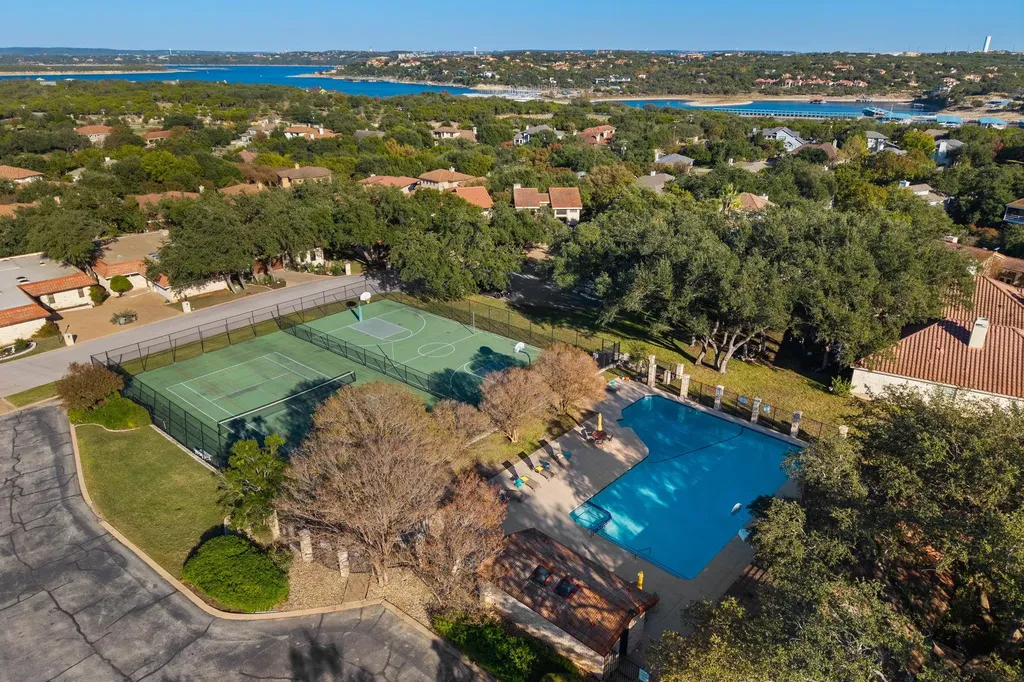 102 Cedar Glen Cove Austin TX 78734