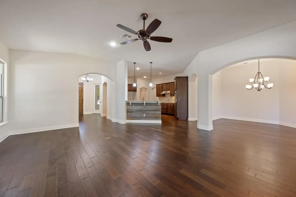 102 Cedar Glen Cove Austin TX 78734