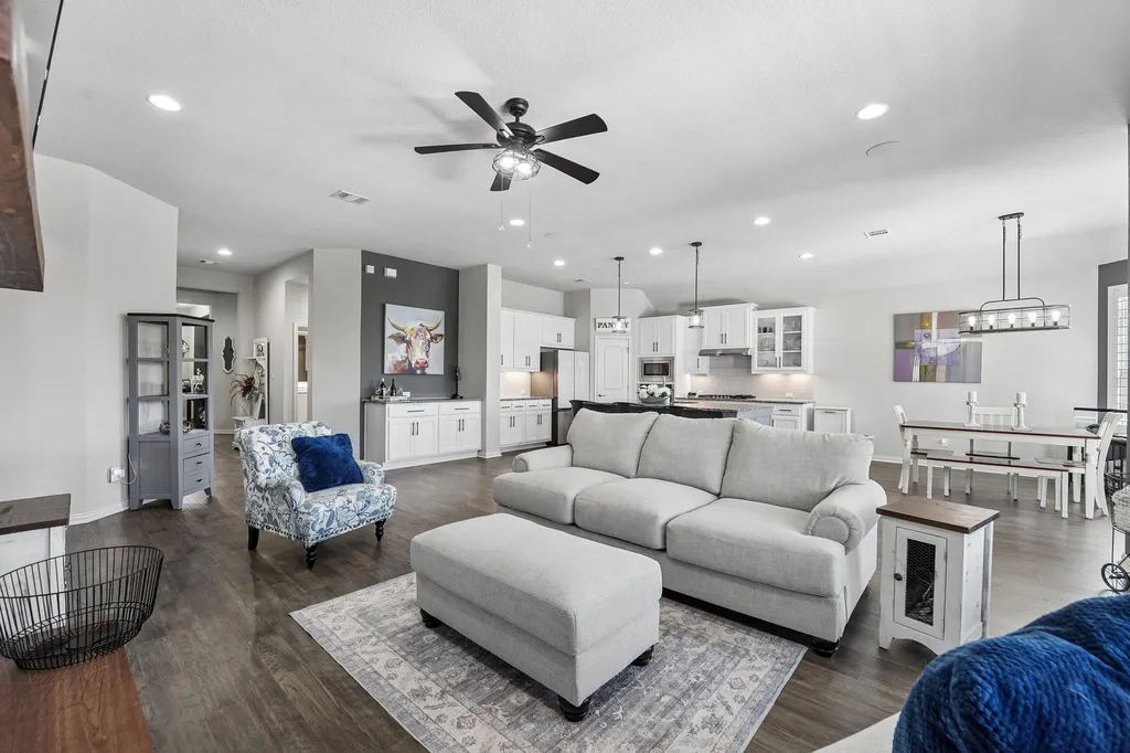2424 Costera Street Leander TX 78641
