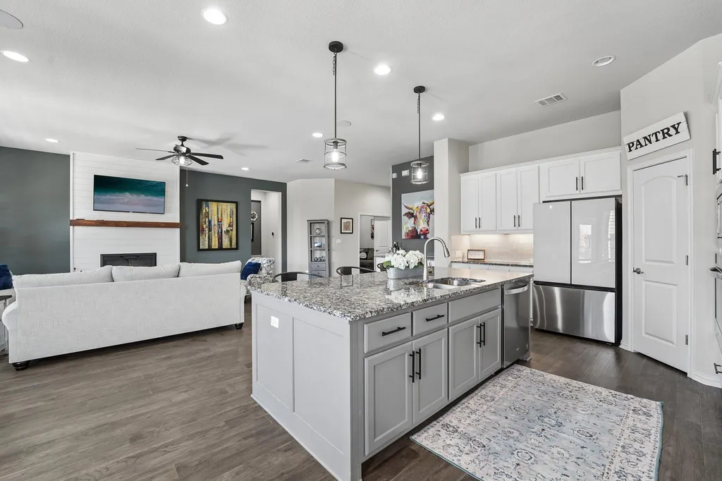 2424 Costera Street Leander TX 78641
