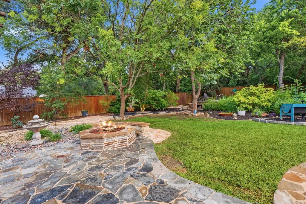 2615 Coatbridge Drive Austin TX 78745