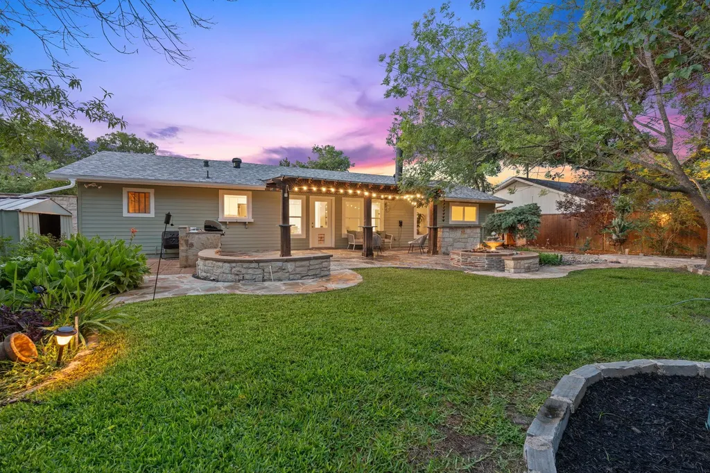 2615 Coatbridge Drive Austin TX 78745