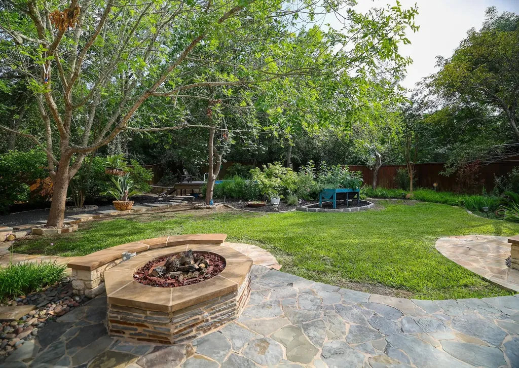 2615 Coatbridge Drive Austin TX 78745