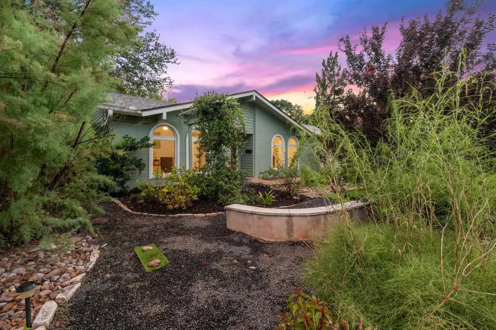 2615 Coatbridge Drive Austin TX 78745