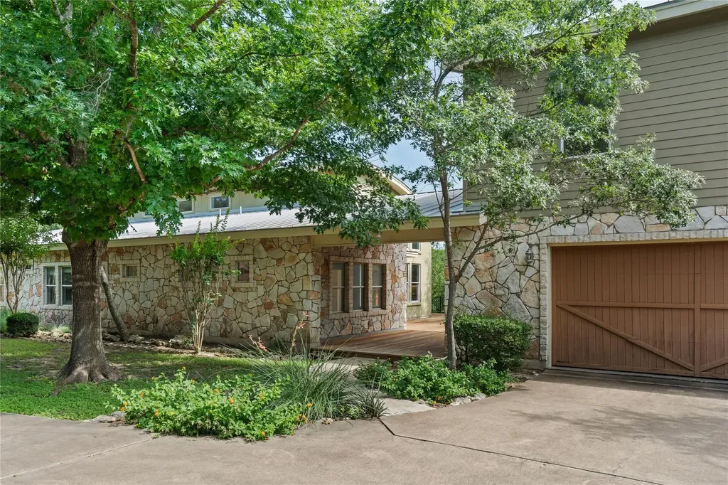 10200 Birdlip Circle Austin TX 78733