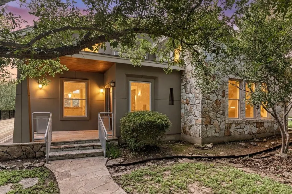 10200 Birdlip Circle Austin TX 78733