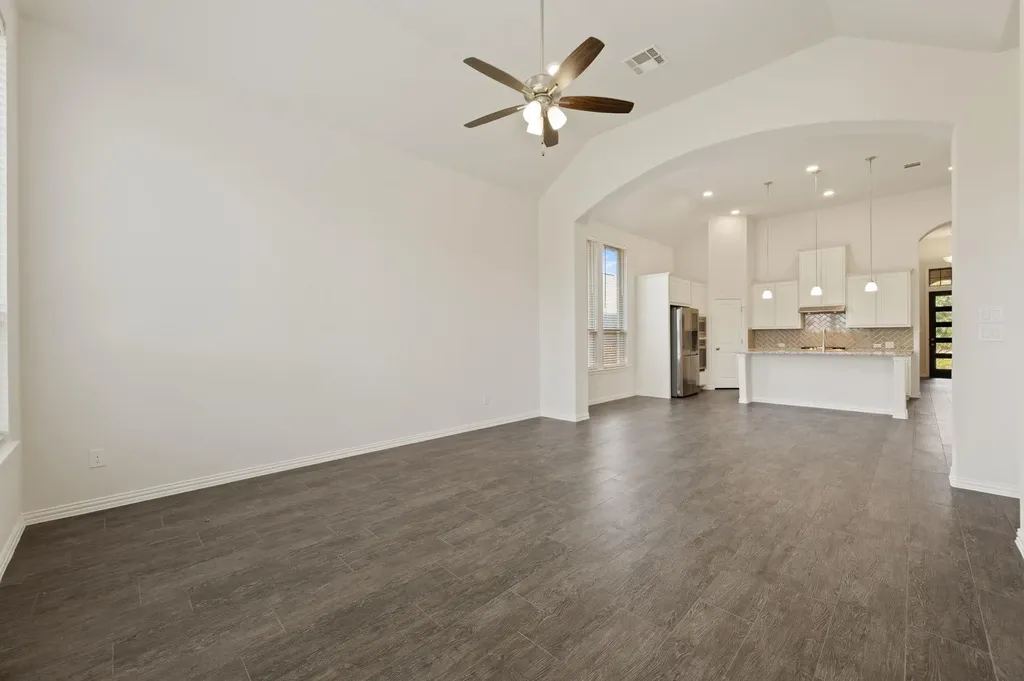 7905 Sunrise Ravine Pass Lago Vista TX 78645