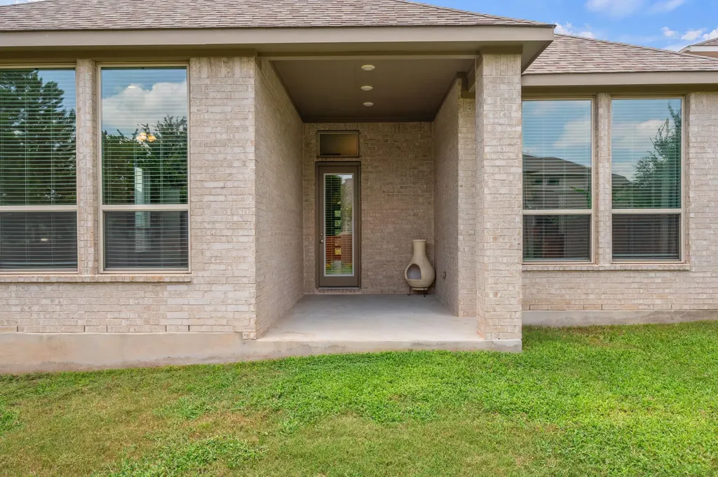 7905 Sunrise Ravine Pass Lago Vista TX 78645