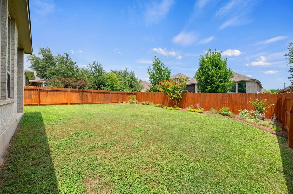 7905 Sunrise Ravine Pass Lago Vista TX 78645