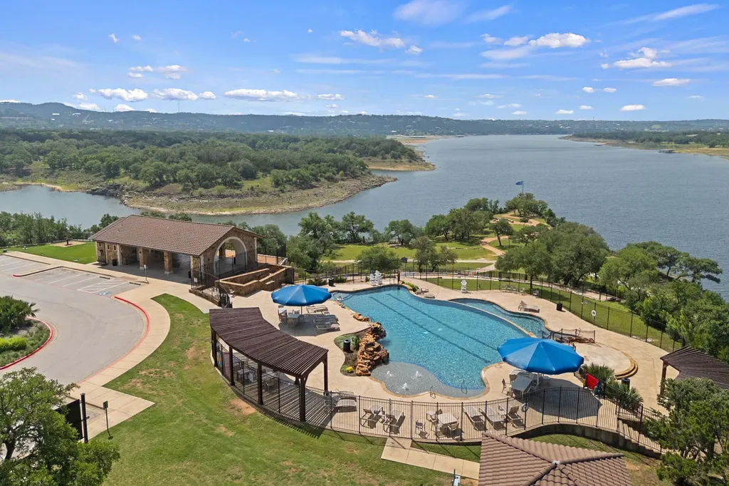 7905 Sunrise Ravine Pass Lago Vista TX 78645