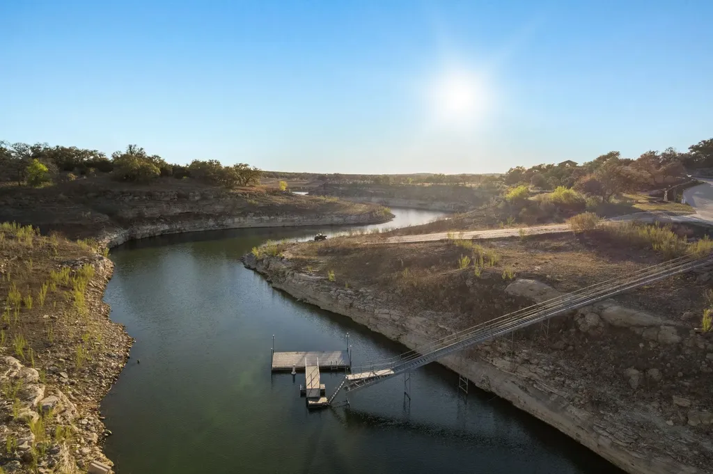 7905 Sunrise Ravine Pass Lago Vista TX 78645