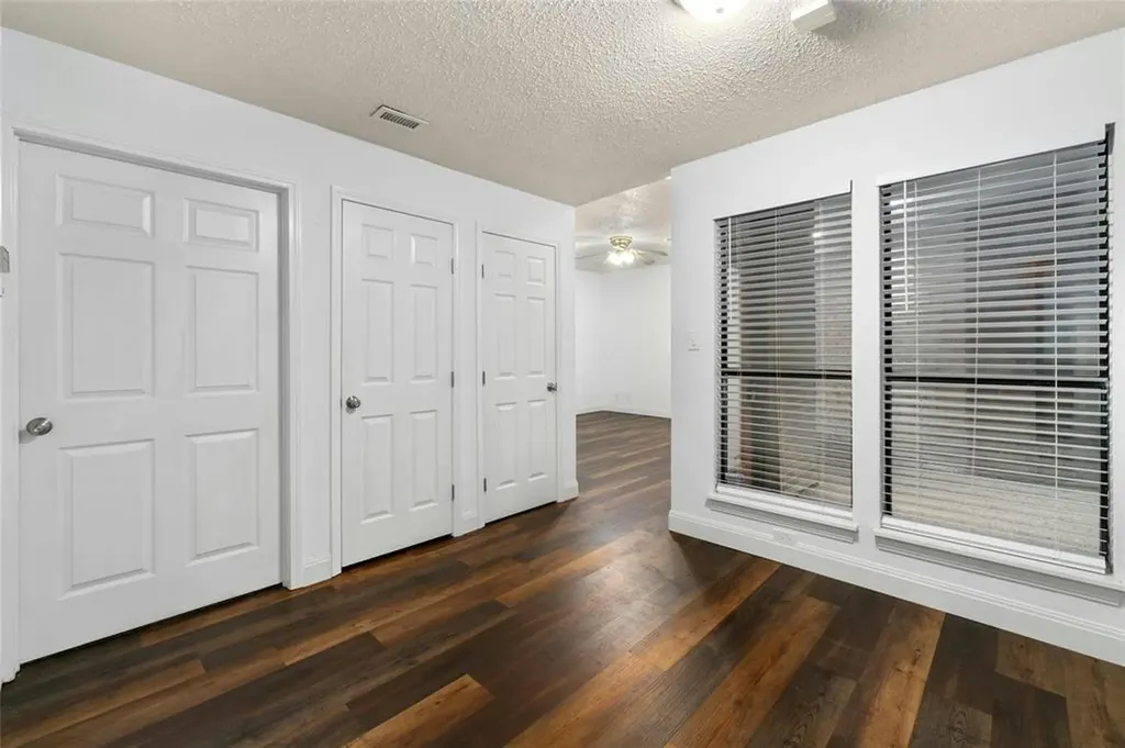 1910 Robbins Place Austin TX 78705
