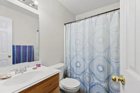202 The Oaks Boulevard Elgin TX 78621