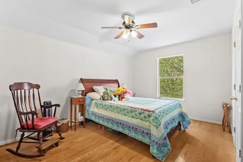 202 The Oaks Boulevard Elgin TX 78621