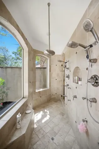 10210 Oak Forest Way New Braunfels TX 78132
