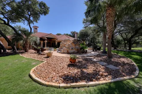 10210 Oak Forest Way New Braunfels TX 78132