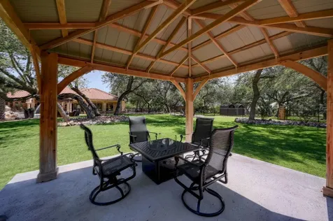 10210 Oak Forest Way New Braunfels TX 78132