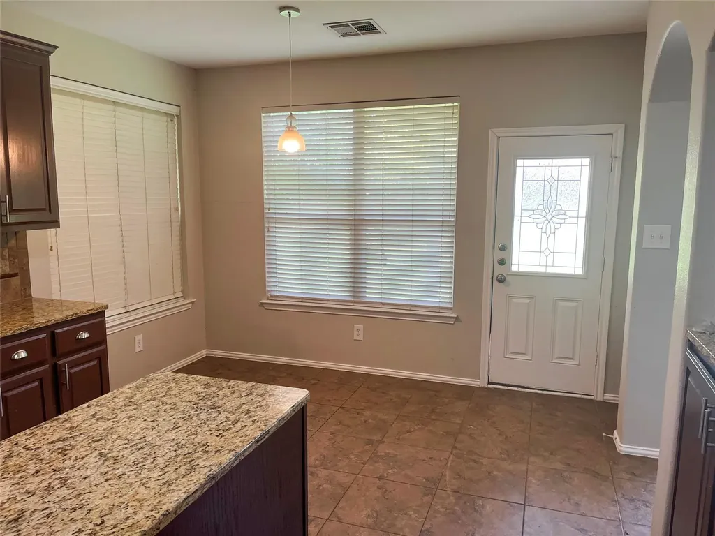 140 Pecanwood S Kyle TX 78640