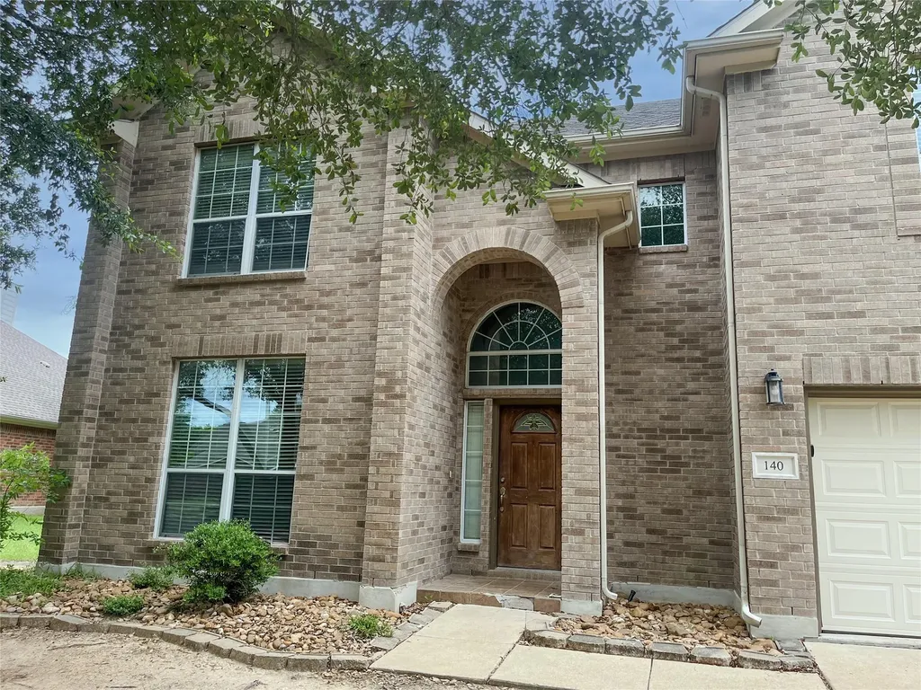 140 Pecanwood S Kyle TX 78640