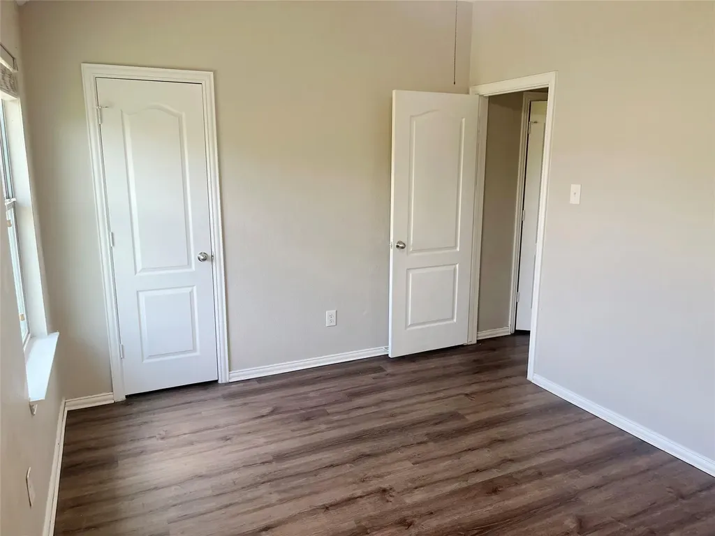 140 Pecanwood S Kyle TX 78640