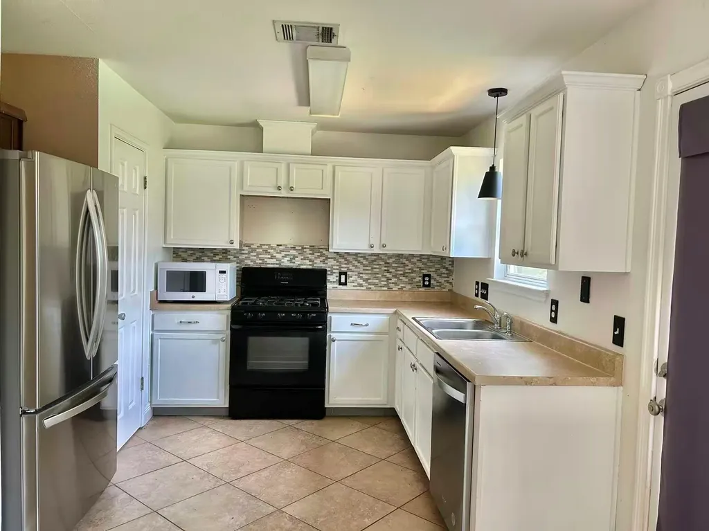 1709 Royal Ascot Drive Pflugerville TX 78660
