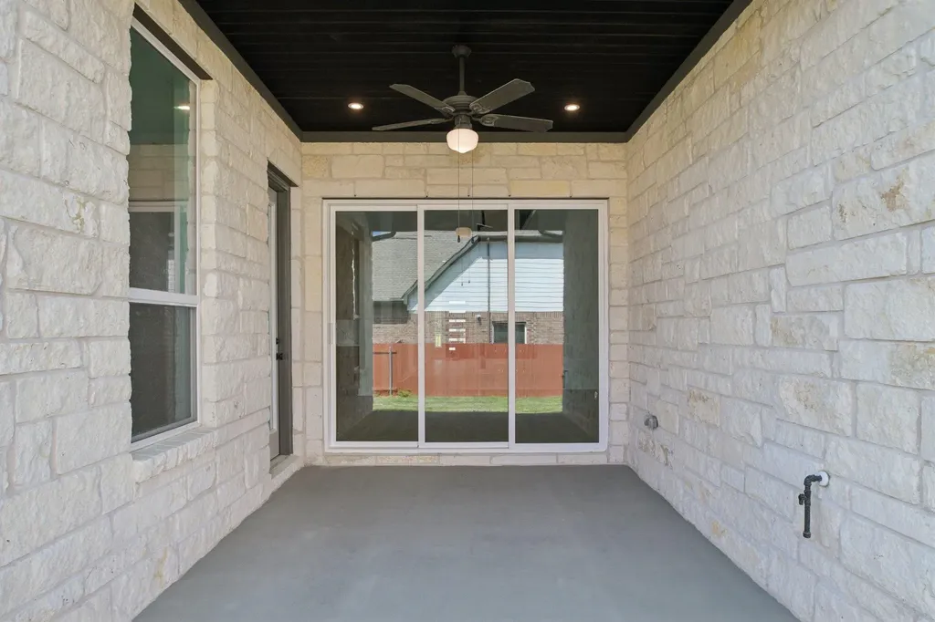 1660 Cardinal Lane Round Rock TX 78681