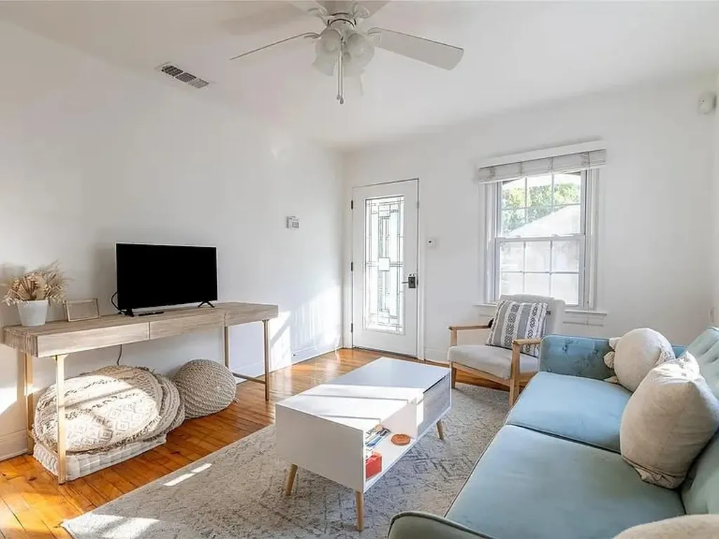 1028 E 43rd Street Austin TX 78751