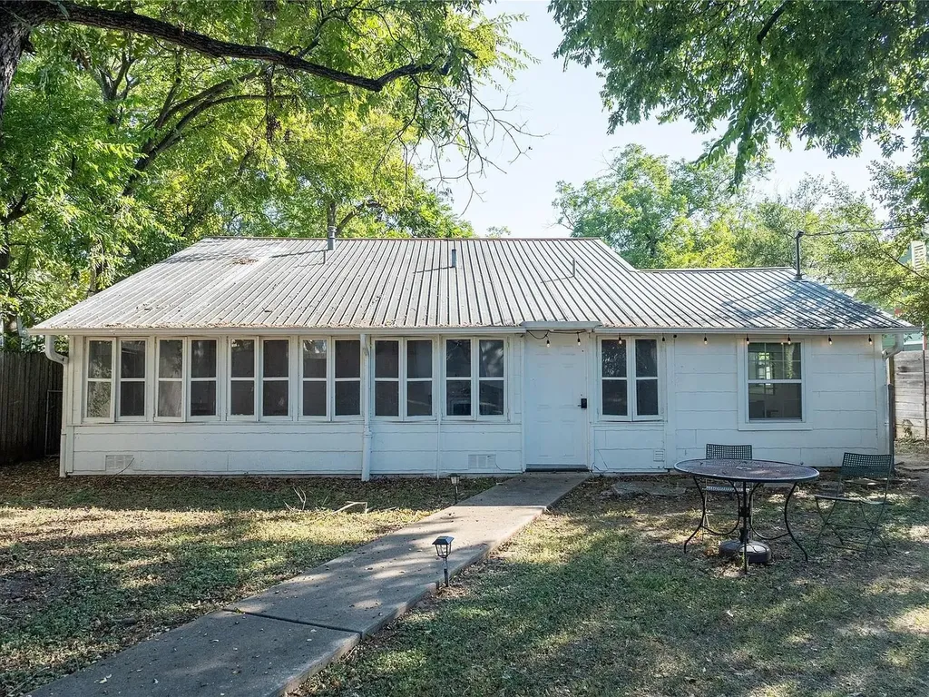 1028 E 43rd Street Austin TX 78751