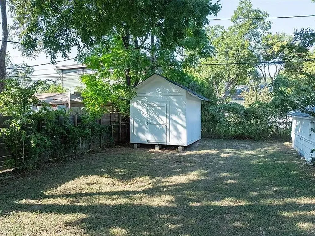 1028 E 43rd Street Austin TX 78751
