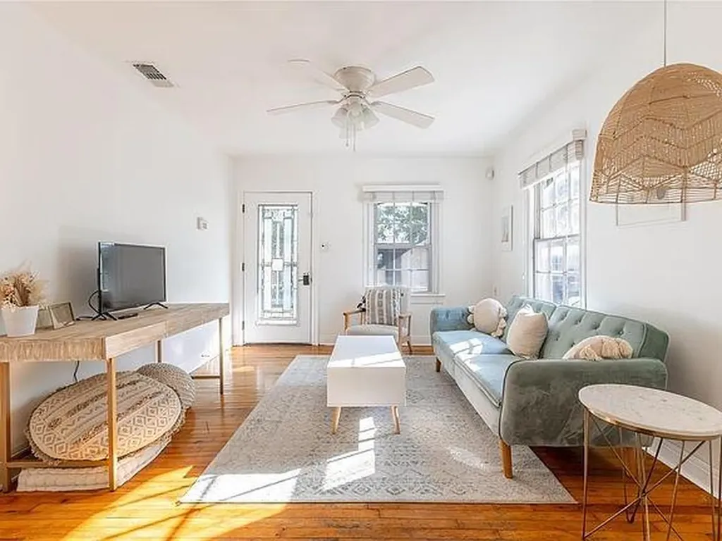 1028 E 43rd Street Austin TX 78751