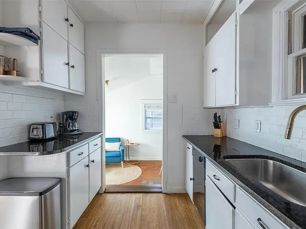 1028 E 43rd Street Austin TX 78751