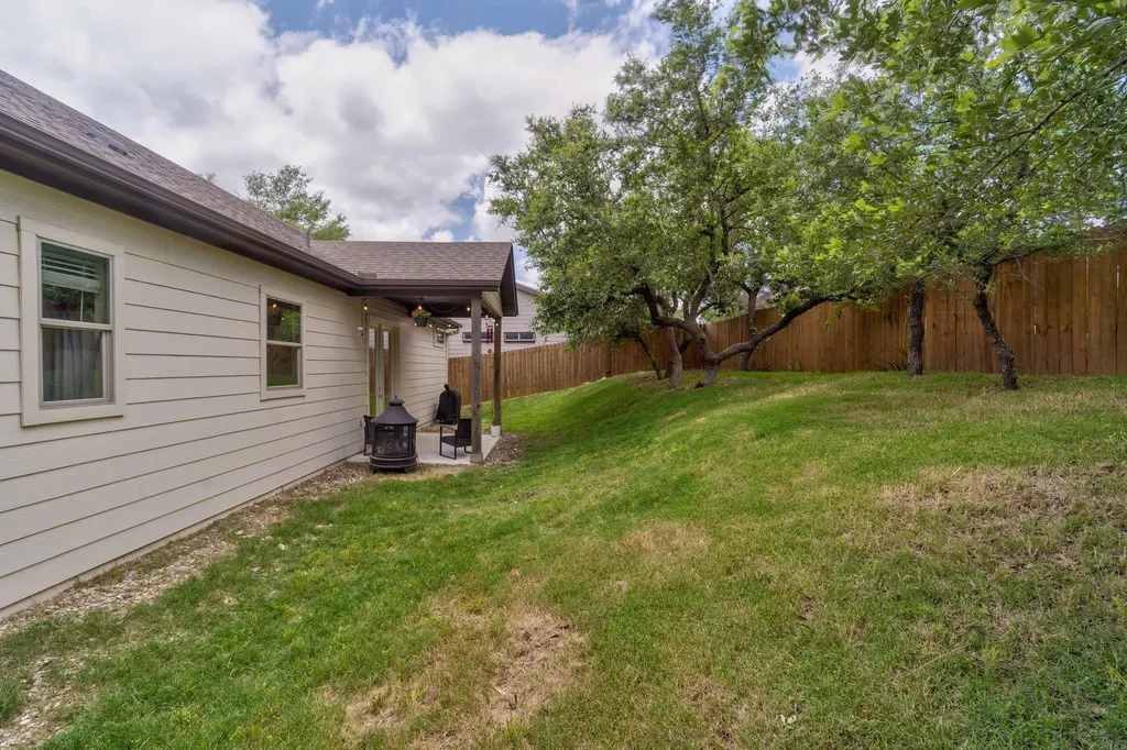 10129 Longhorn Skyway Dripping Springs TX 78620