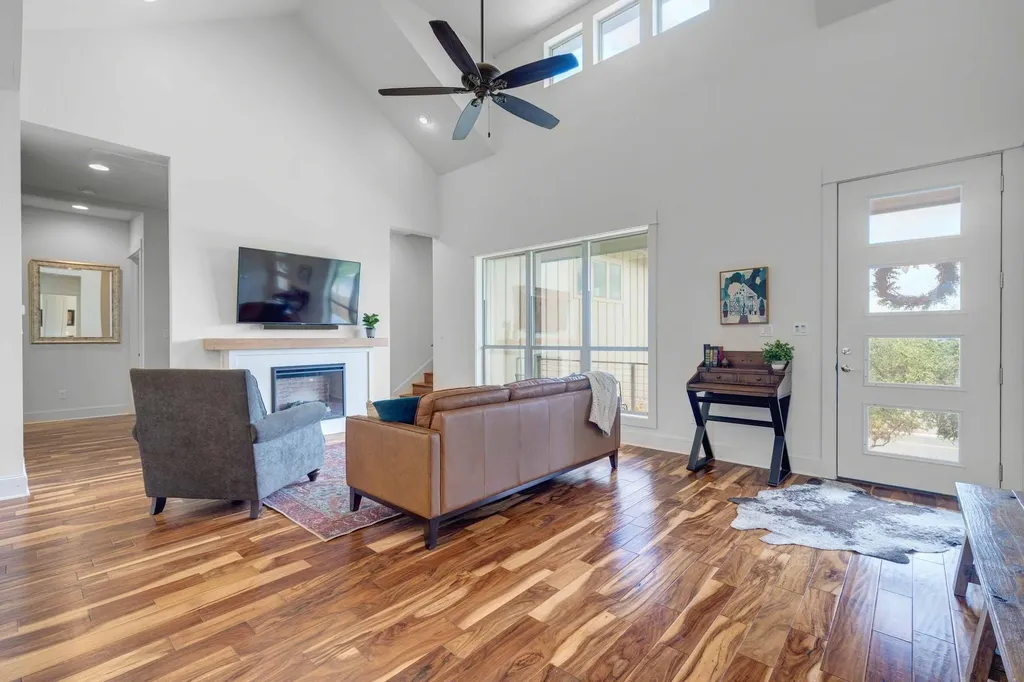 10129 Longhorn Skyway Dripping Springs TX 78620