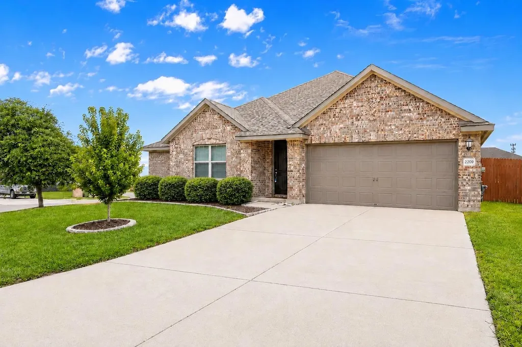2209 Hat Bender Loop Round Rock TX 78664