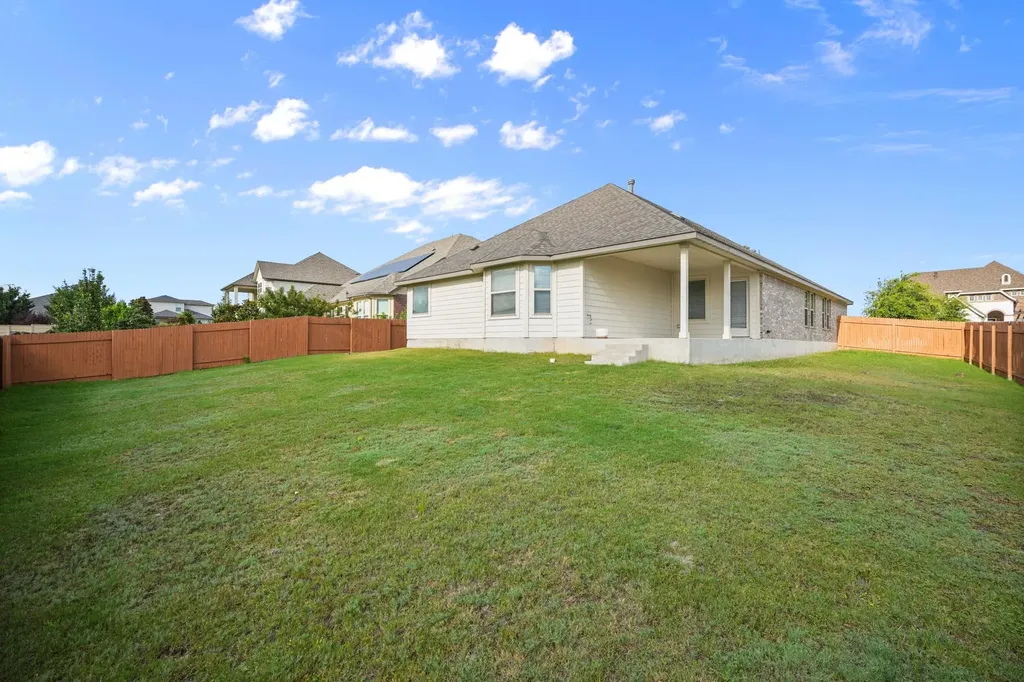 2209 Hat Bender Loop Round Rock TX 78664