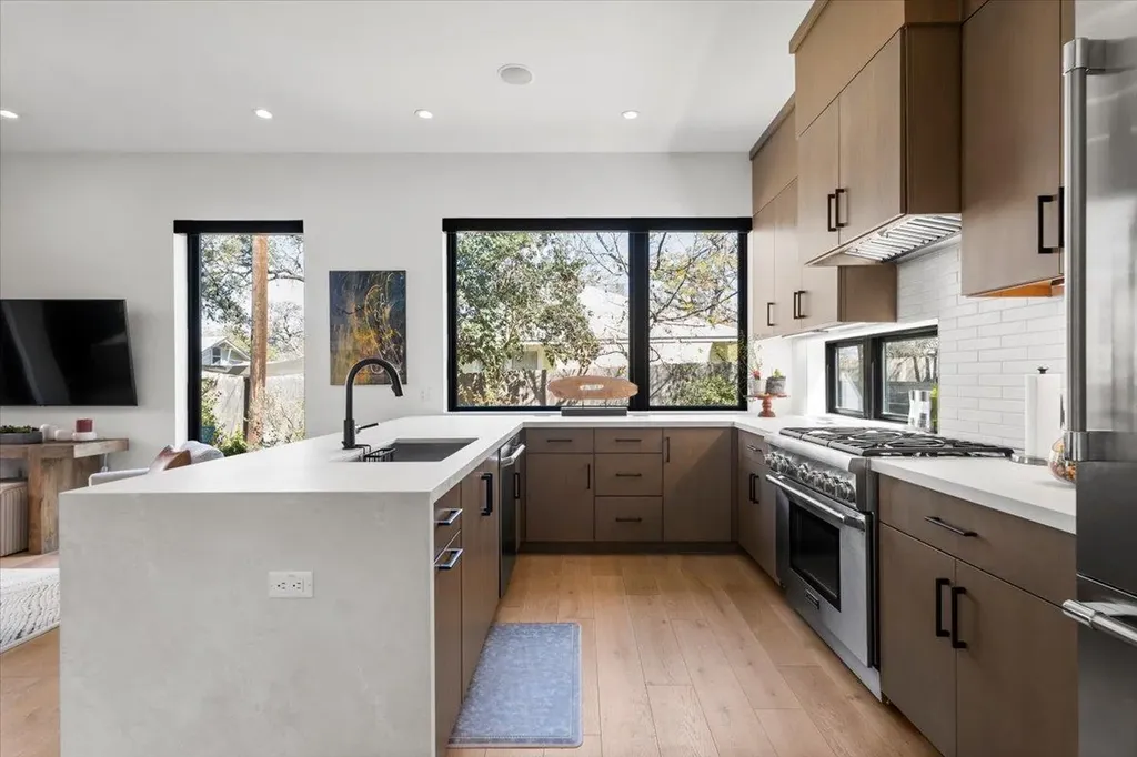 1225 Hillside Avenue Austin TX 78704