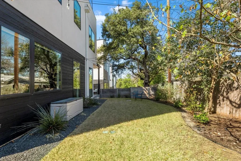 1225 Hillside Avenue Austin TX 78704
