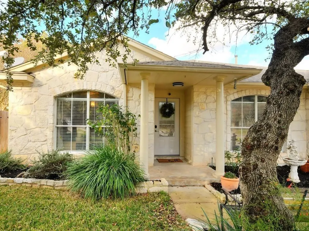 1110 Fossil Cove Round Rock TX 78681
