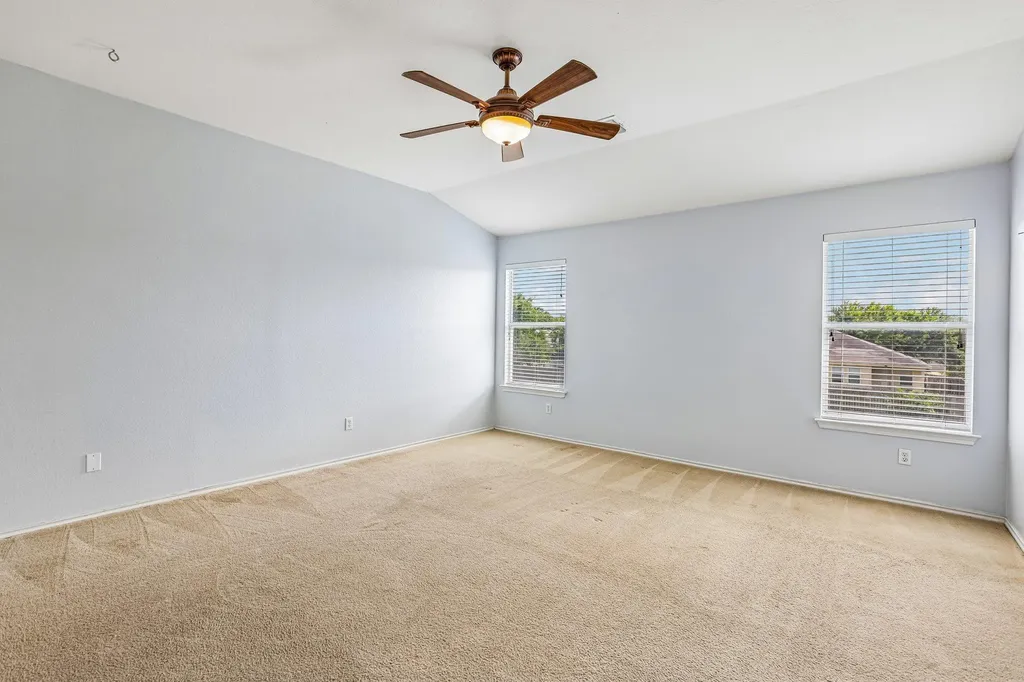112 Floating Leaf Drive Hutto TX 78634