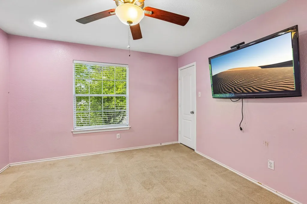 112 Floating Leaf Drive Hutto TX 78634