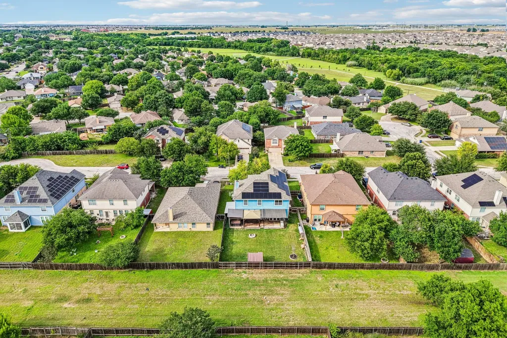 112 Floating Leaf Drive Hutto TX 78634