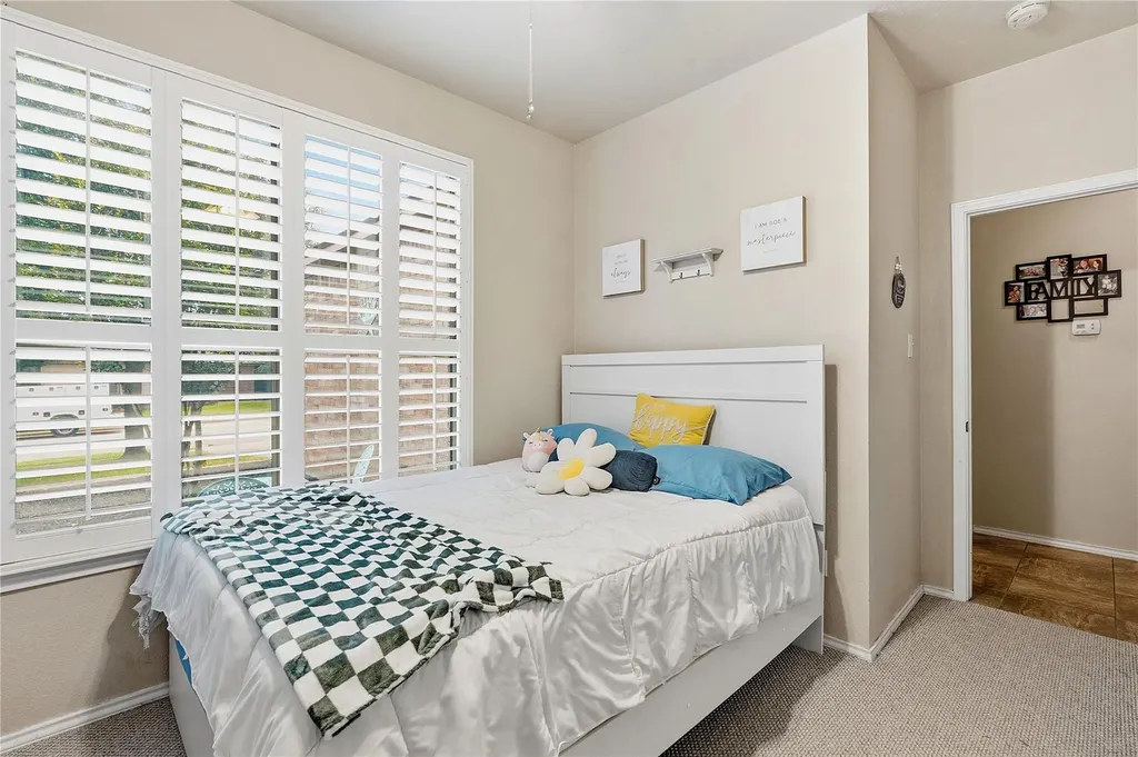 506 Glacier Point Trail Taylor TX 76574