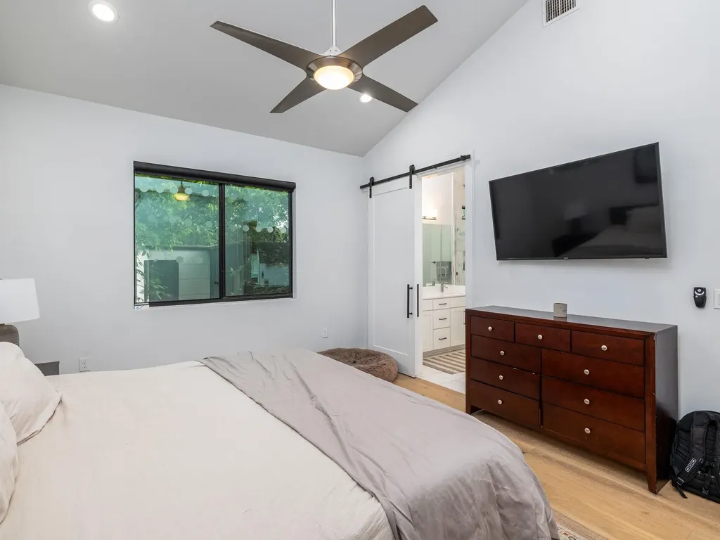 2909 E 3rd Street Austin TX 78702