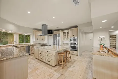 1005 Challenger Lakeway TX 78734