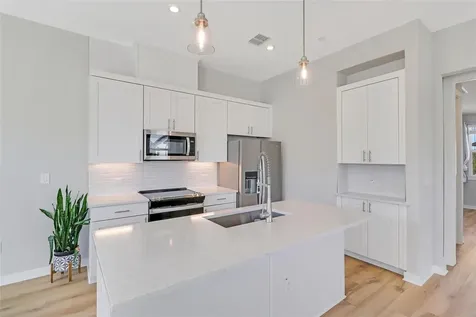 12001 Vista Parke Drive Austin TX 78726