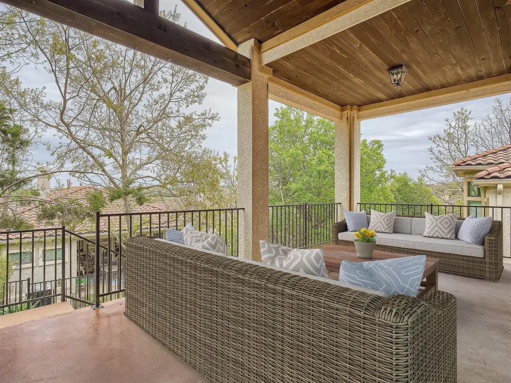 106 Indigo Run Cove Austin TX 78738