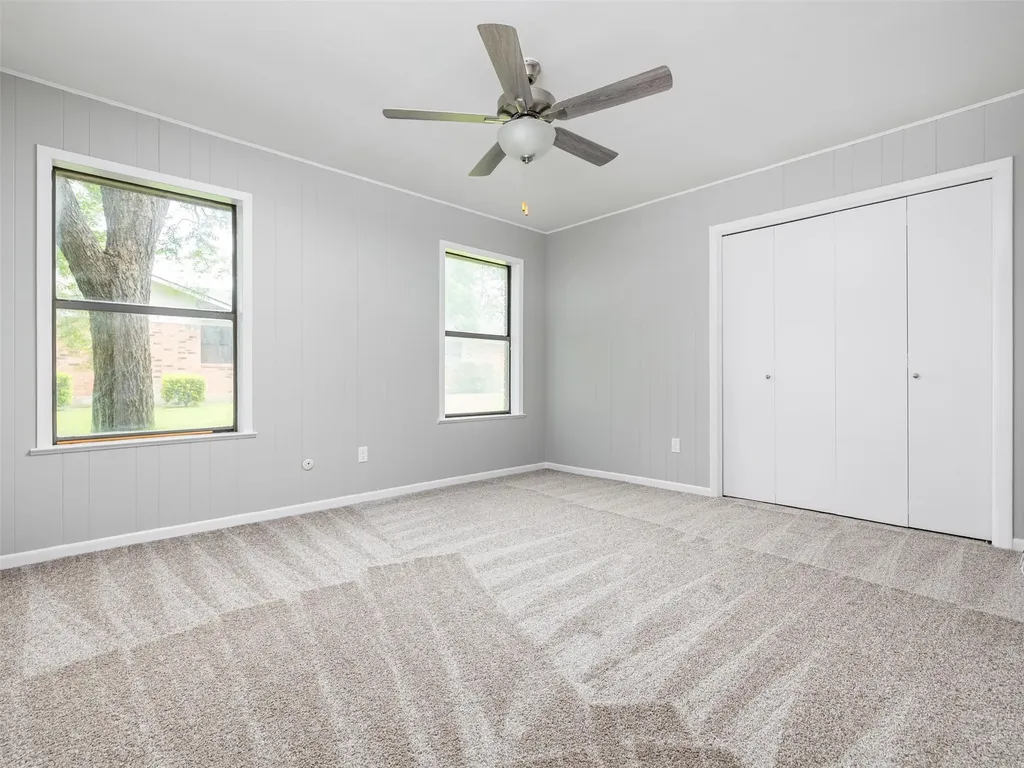 2707 North Drive Taylor TX 76574