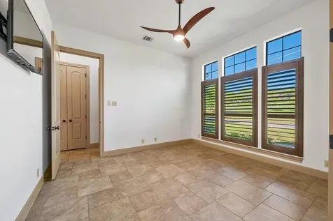 402 Zephyr Street Lakeway TX 78734