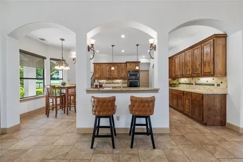 402 Zephyr Street Lakeway TX 78734
